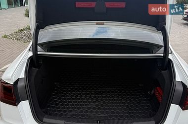 Седан Audi A6 2015 в Городке