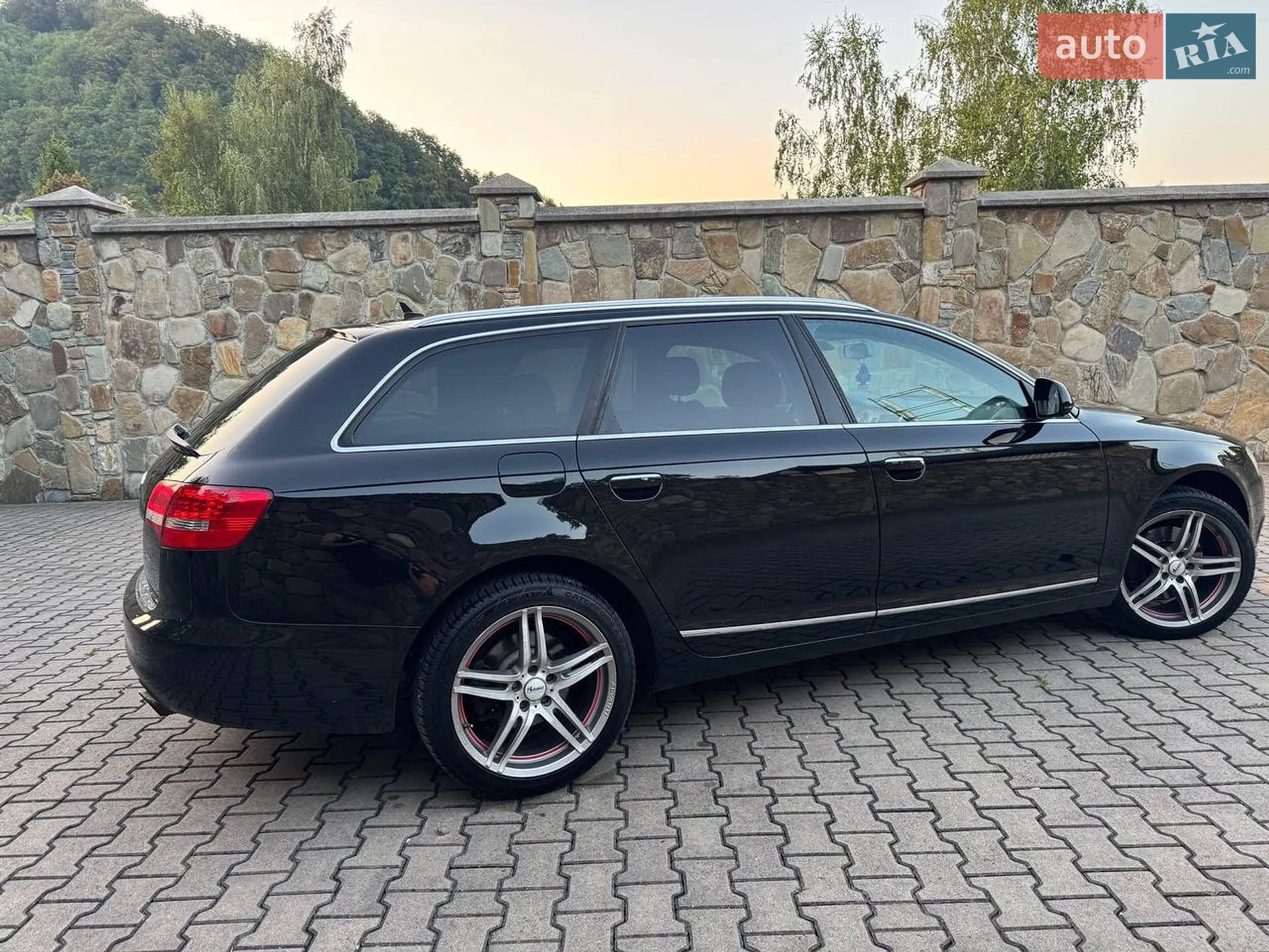 2010 Audi A6 - мініатюра 9