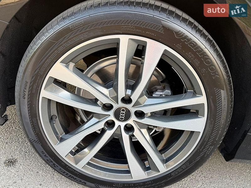 Седан Audi A6 2023 в Києві