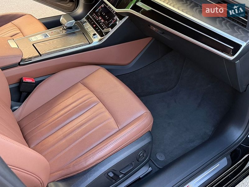 Седан Audi A6 2023 в Києві