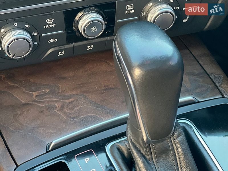 Седан Audi A6 2015 в Киеве