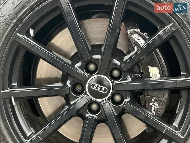 Седан Audi A6 2015 в Днепре