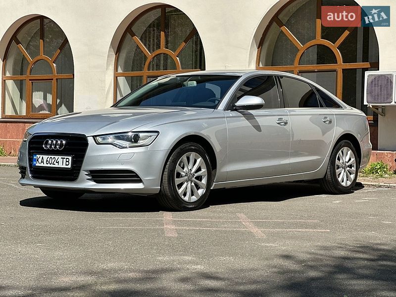 Седан Audi A6 2014 в Киеве