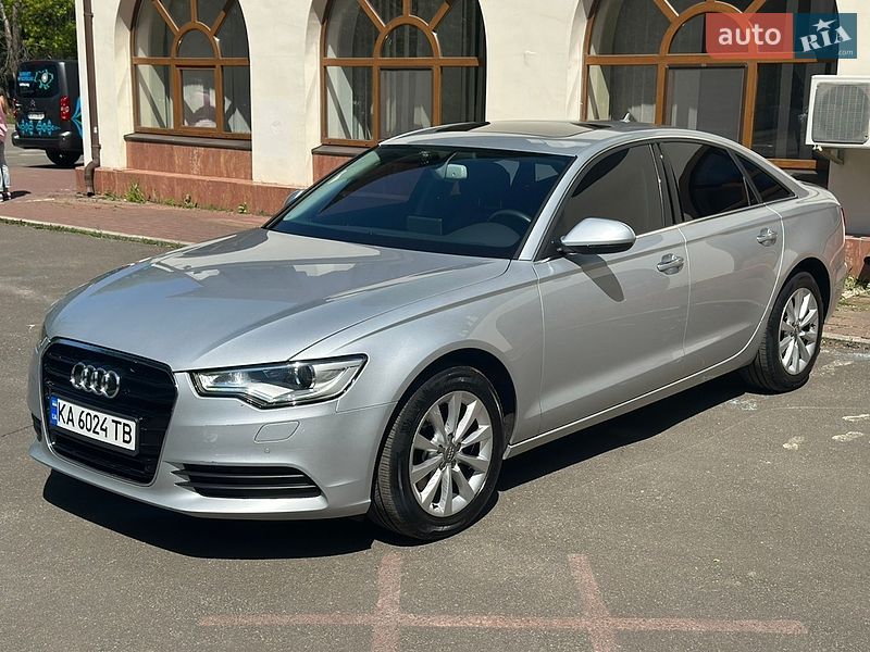 Седан Audi A6 2014 в Киеве