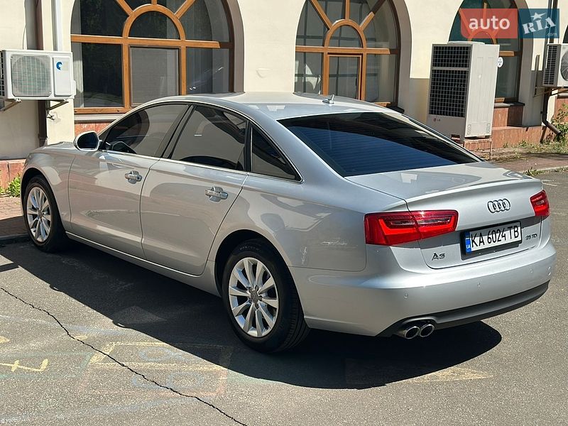 Седан Audi A6 2014 в Киеве