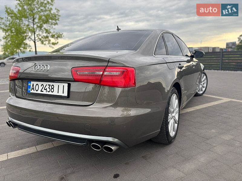 Седан Audi A6 2011 в Мукачево