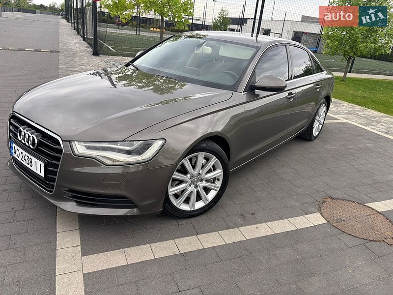 Седан Audi A6 2011 в Мукачево