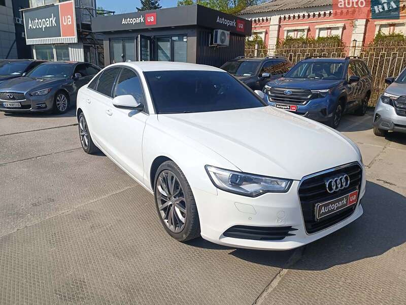 Седан Audi A6 2012 в Харькове