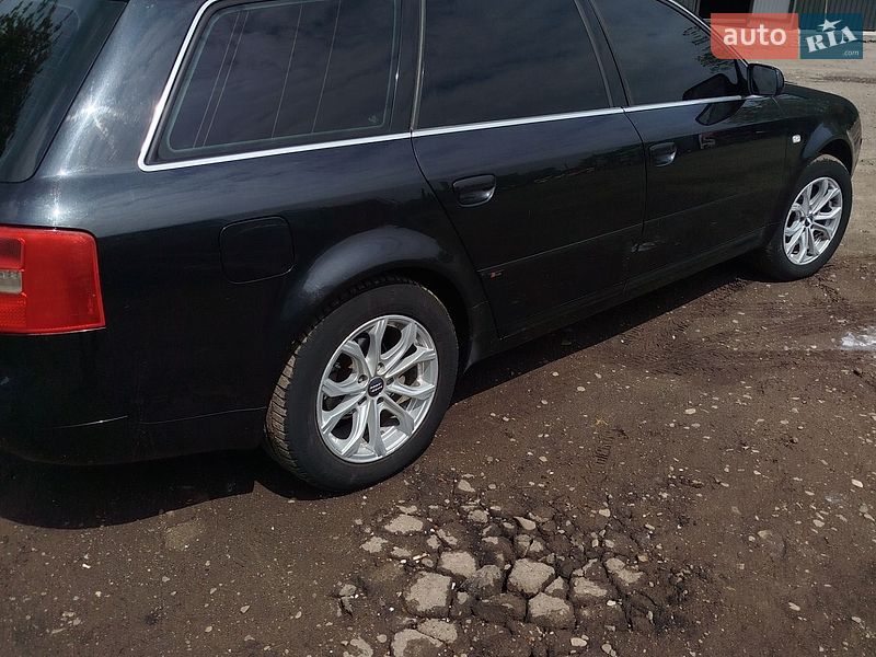 Универсал Audi A6 2002 в Кицмани