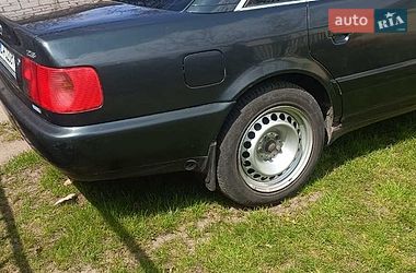 Седан Audi A6 1995 в Черкасах
