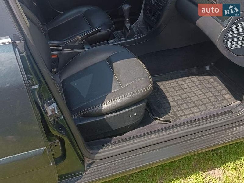 Седан Audi A6 1995 в Черкасах