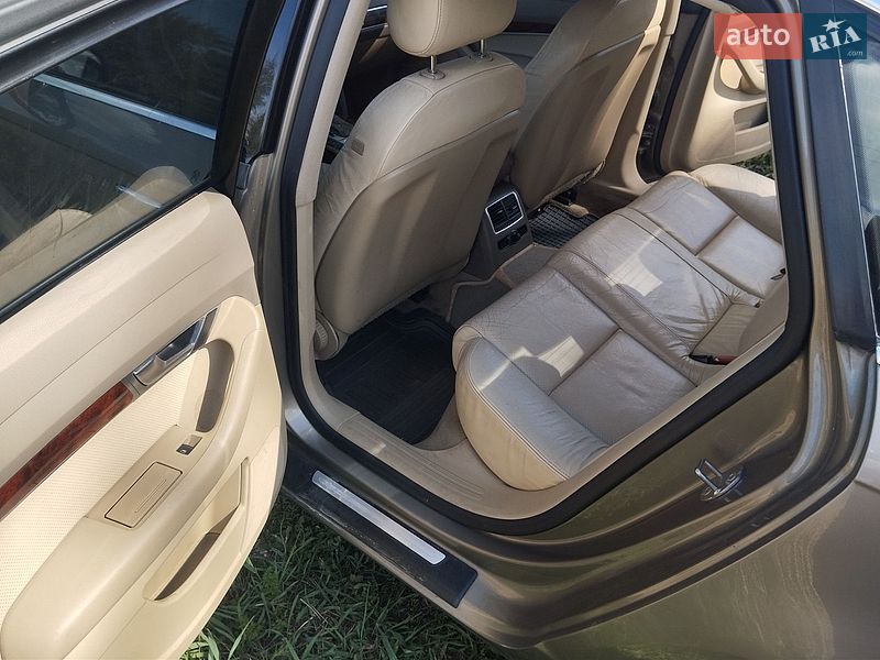 Седан Audi A6 2005 в Карлівці