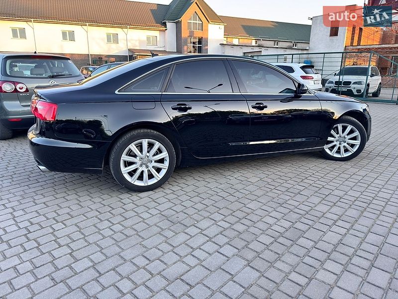 Седан Audi A6 2013 в Староконстантинове