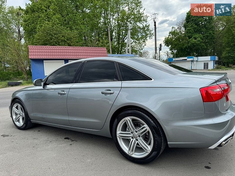 Седан Audi A6 2013 в Умані