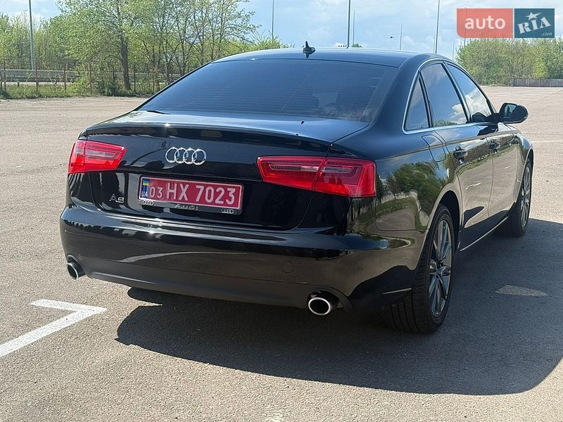 Седан Audi A6 2013 в Дубні
