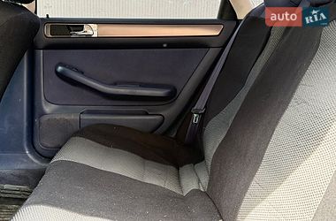 Седан Audi A6 1997 в Ровно