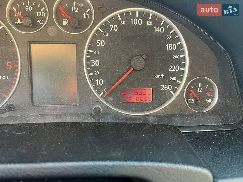 Универсал Audi A6 2002 в Киеве