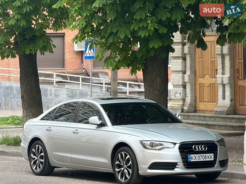 Седан Audi A6 2014 в Полтаве