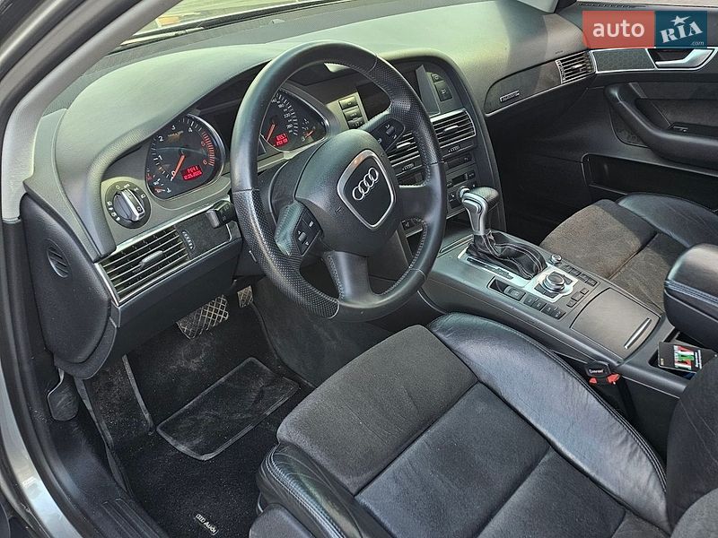 Седан Audi A6 2004 в Лубнах