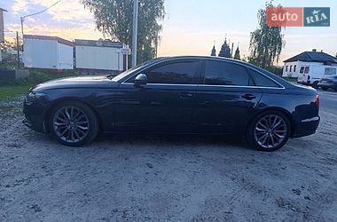 Седан Audi A6 2012 в Гадяче