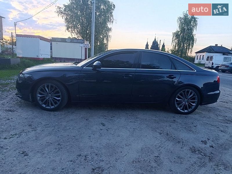 Седан Audi A6 2012 в Гадяче
