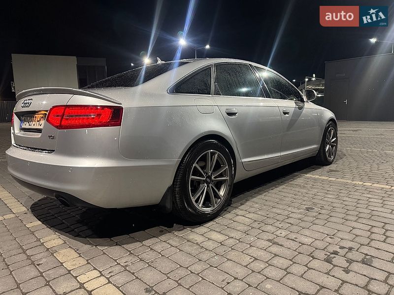 Седан Audi A6 2010 в Мукачево