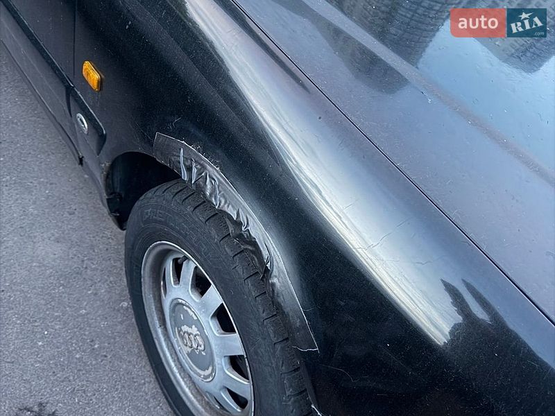 Седан Audi A6 1995 в Киеве