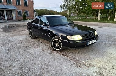 Седан Audi A6 1996 в Волочиске