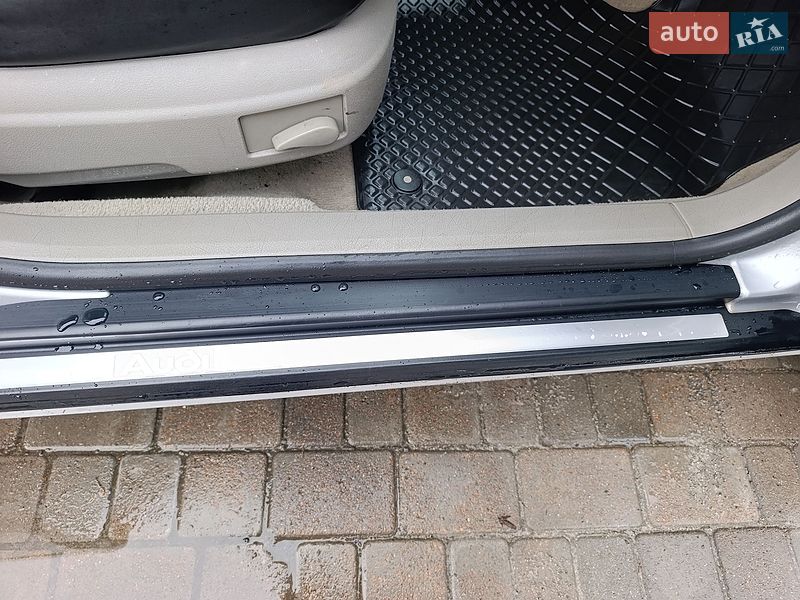 Седан Audi A6 2003 в Межгорье фото 9 Седан Audi A6 2003 в Межгорье