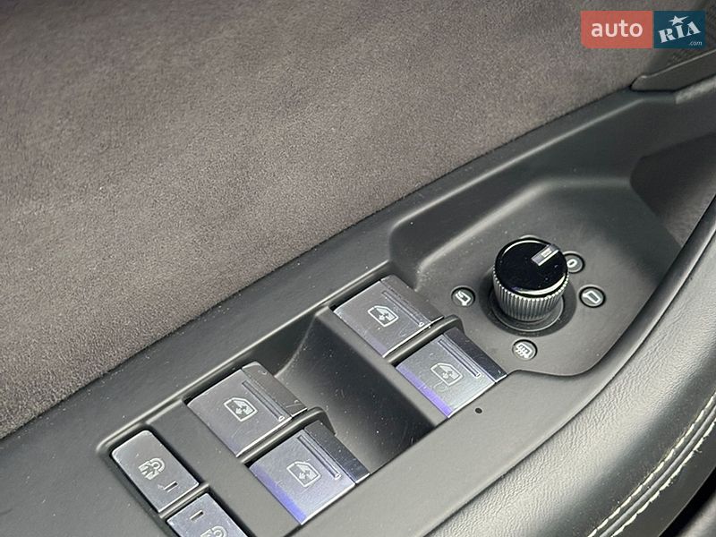 Седан Audi A6 2019 в Ровно