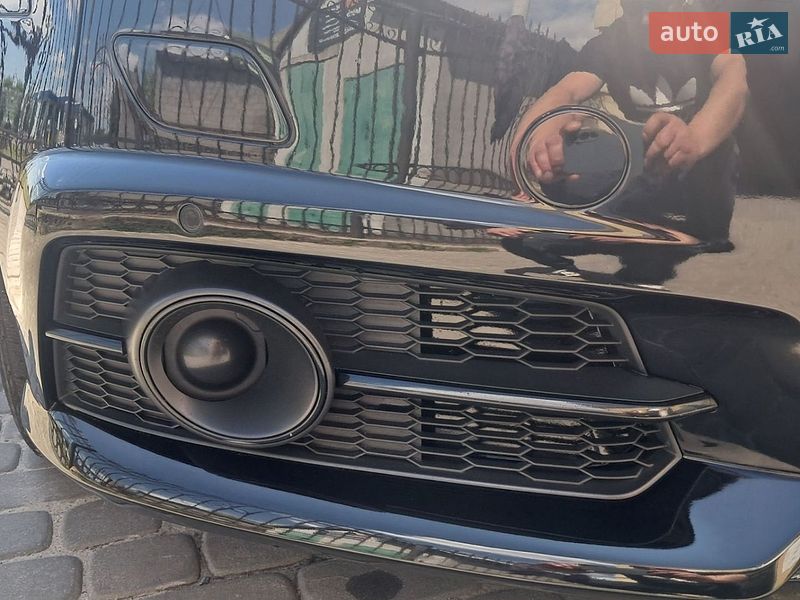 Седан Audi A6 2015 в Вараше