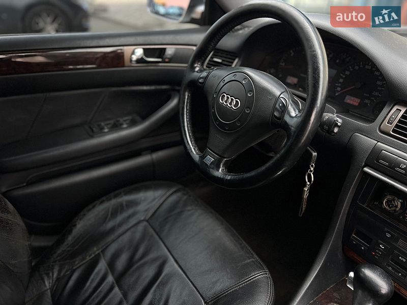 Універсал Audi A6 2001 в Києві