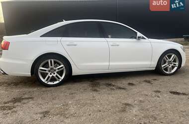 Седан Audi A6 2014 в Чернівцях