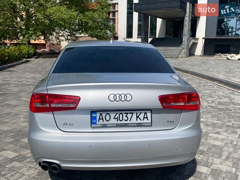 Седан Audi A6 2013 в Мукачевому