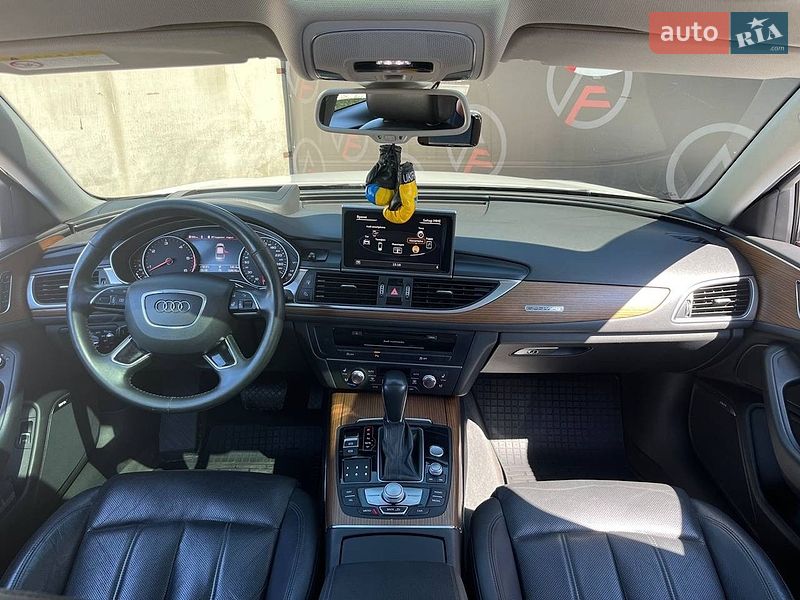 Седан Audi A6 2016 в Киеве
