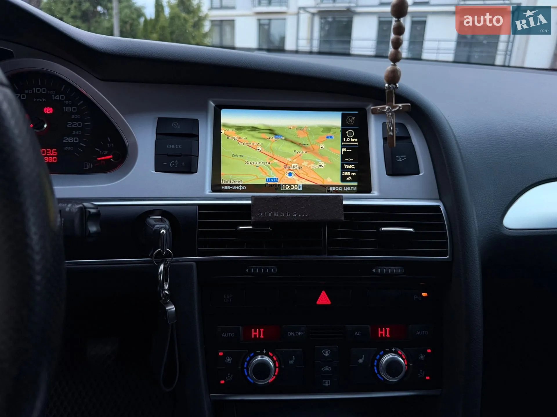 2010 Audi A6 - мініатюра 23