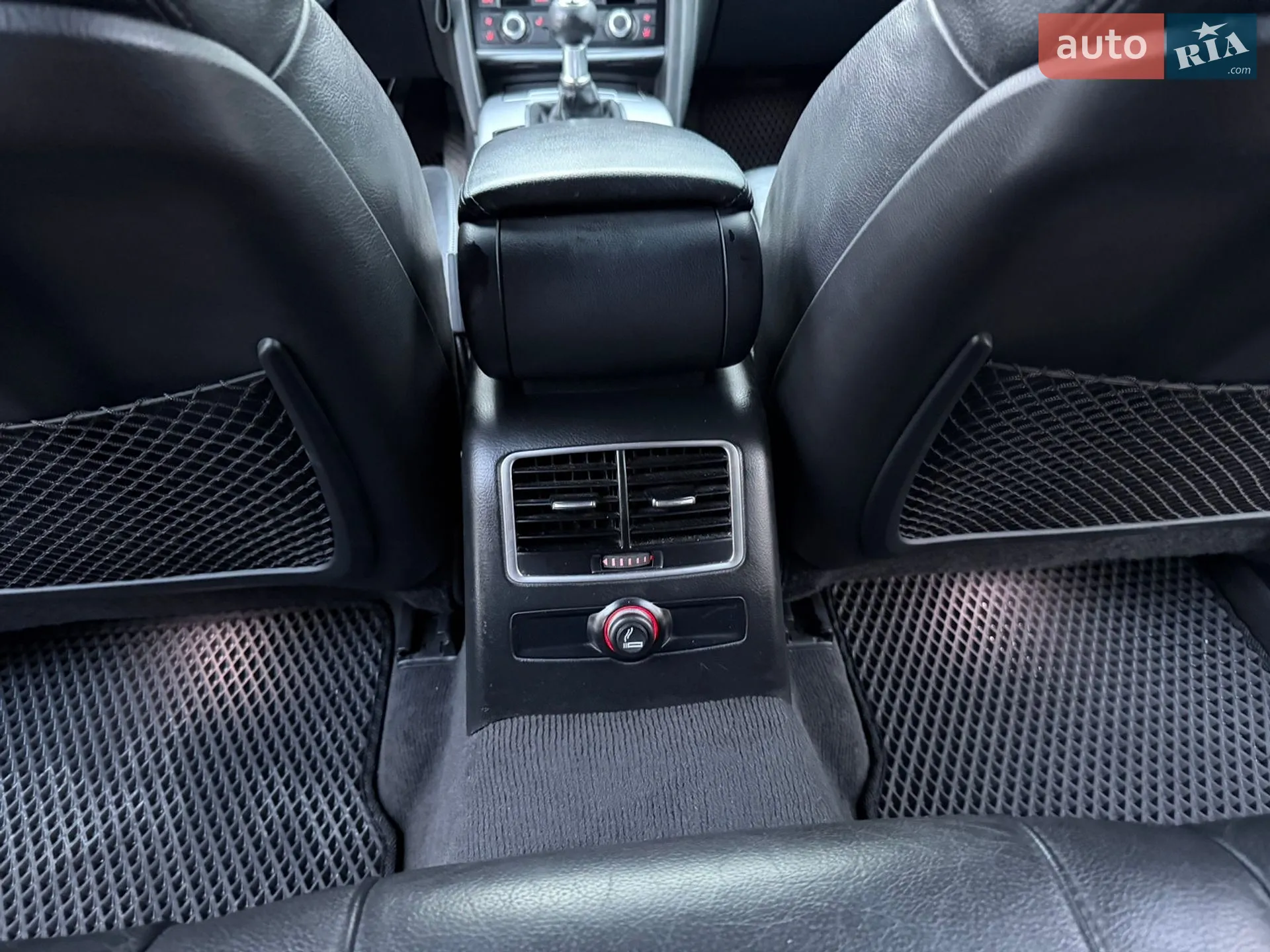 2010 Audi A6 - мініатюра 29