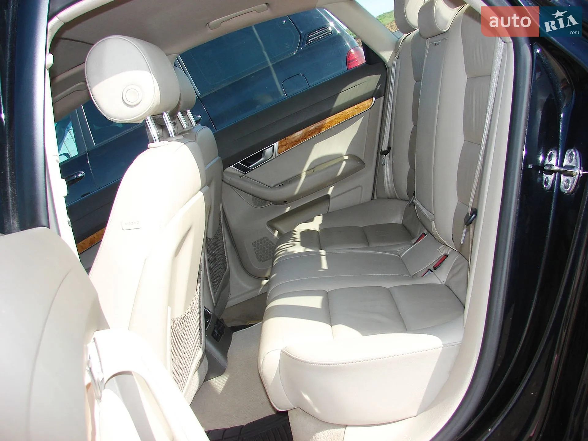2010 Audi A6 - мініатюра 20