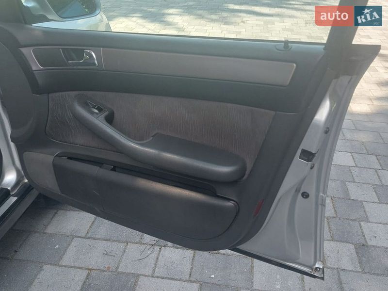 Седан Audi A6 2001 в Старокостянтинові