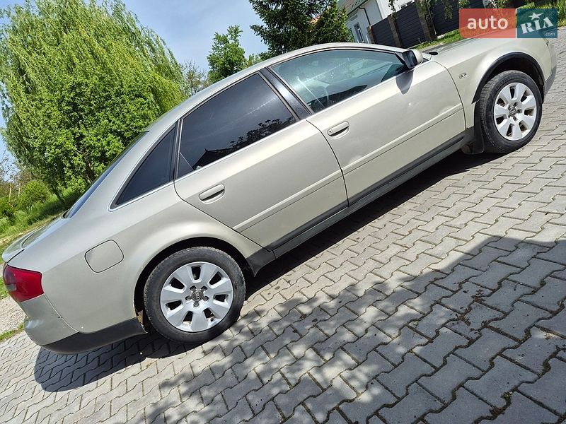 Седан Audi A6 2001 в Чернівцях