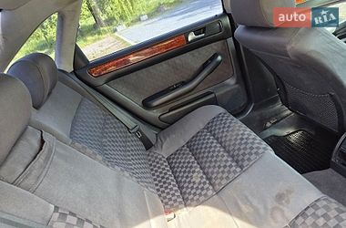 Седан Audi A6 2001 в Чернівцях