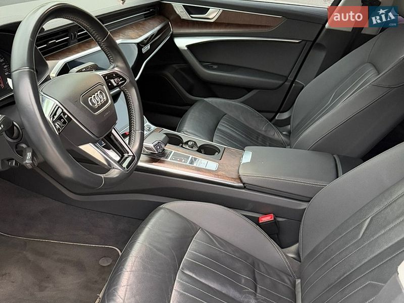Седан Audi A6 2019 в Киеве