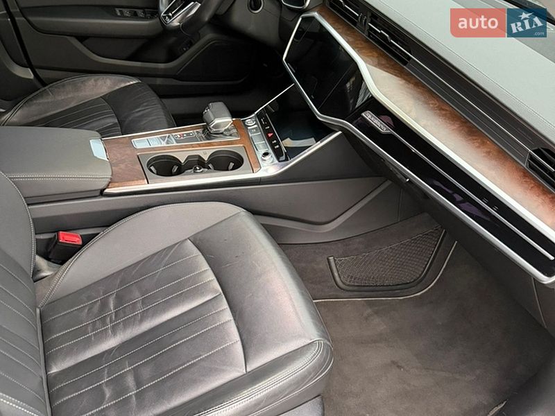 Седан Audi A6 2019 в Киеве