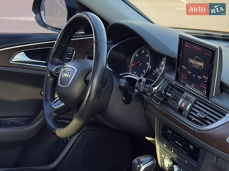Седан Audi A6 2015 в Киеве
