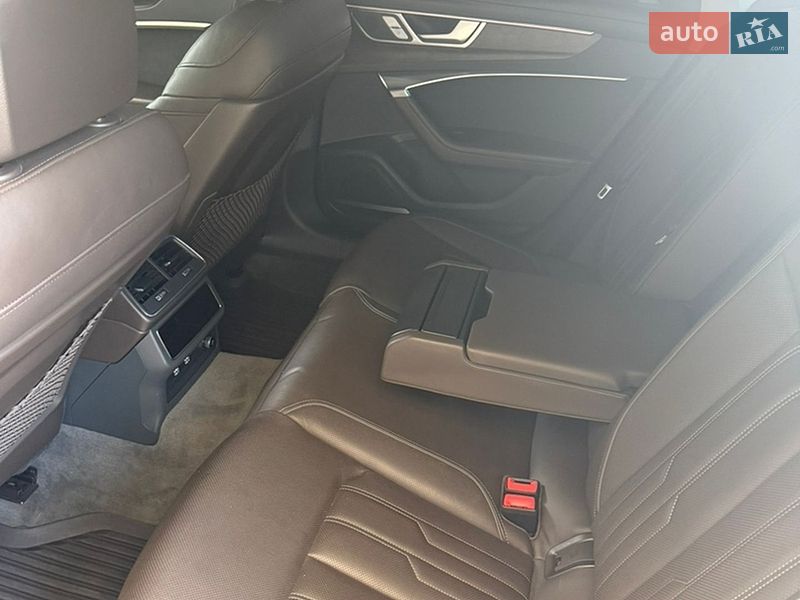 Седан Audi A6 2019 в Ивано-Франковске
