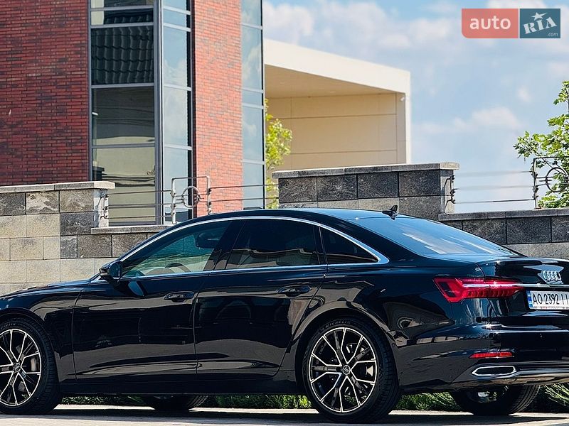 Седан Audi A6 2021 в Мукачевому