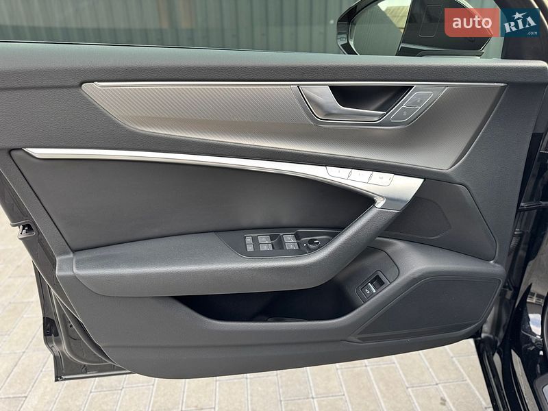Седан Audi A6 2021 в Мукачевому