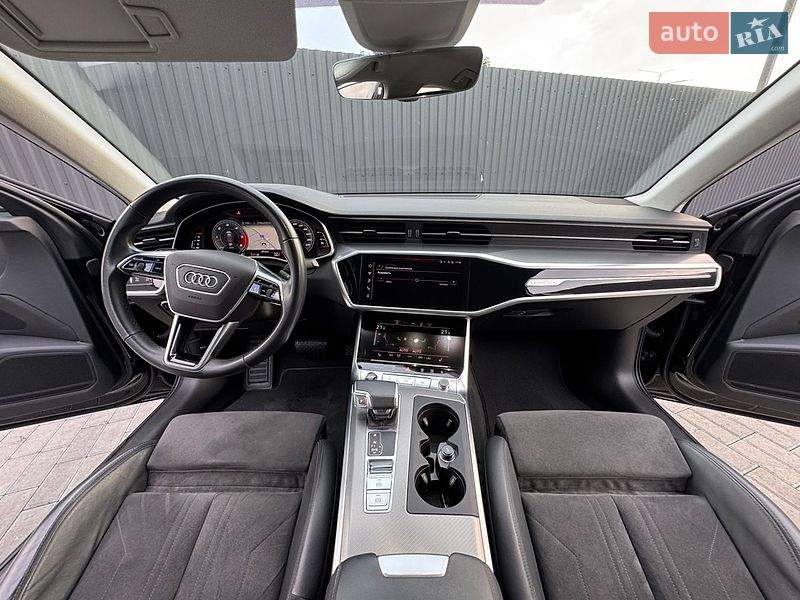 Седан Audi A6 2021 в Мукачевому
