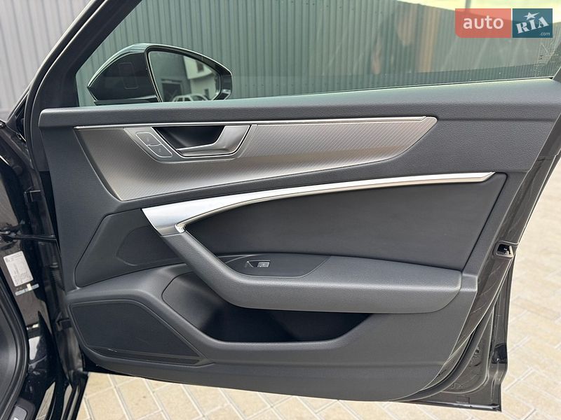 Седан Audi A6 2021 в Мукачевому