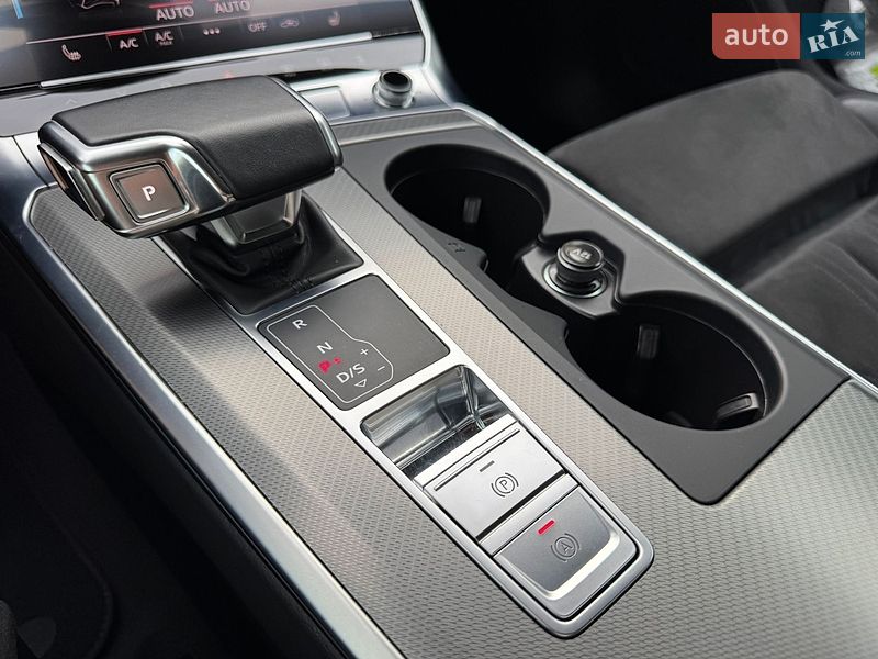 Седан Audi A6 2021 в Мукачевому